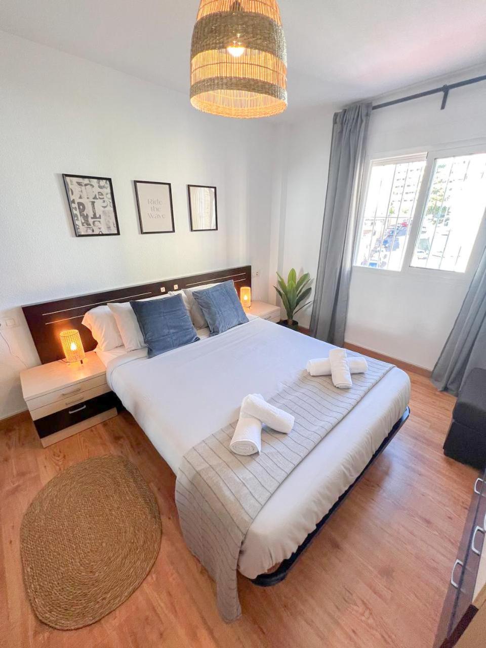 Large & Cozy Centrally Apartment トレモリノス エクステリア 写真